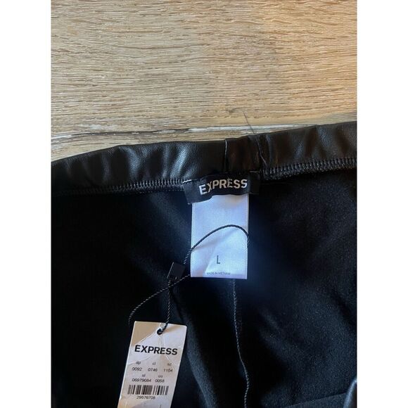 Express Womens Black Faux Fur Leather Pants Pull On Cropped Size Large NWT - Picture 3 of 3
